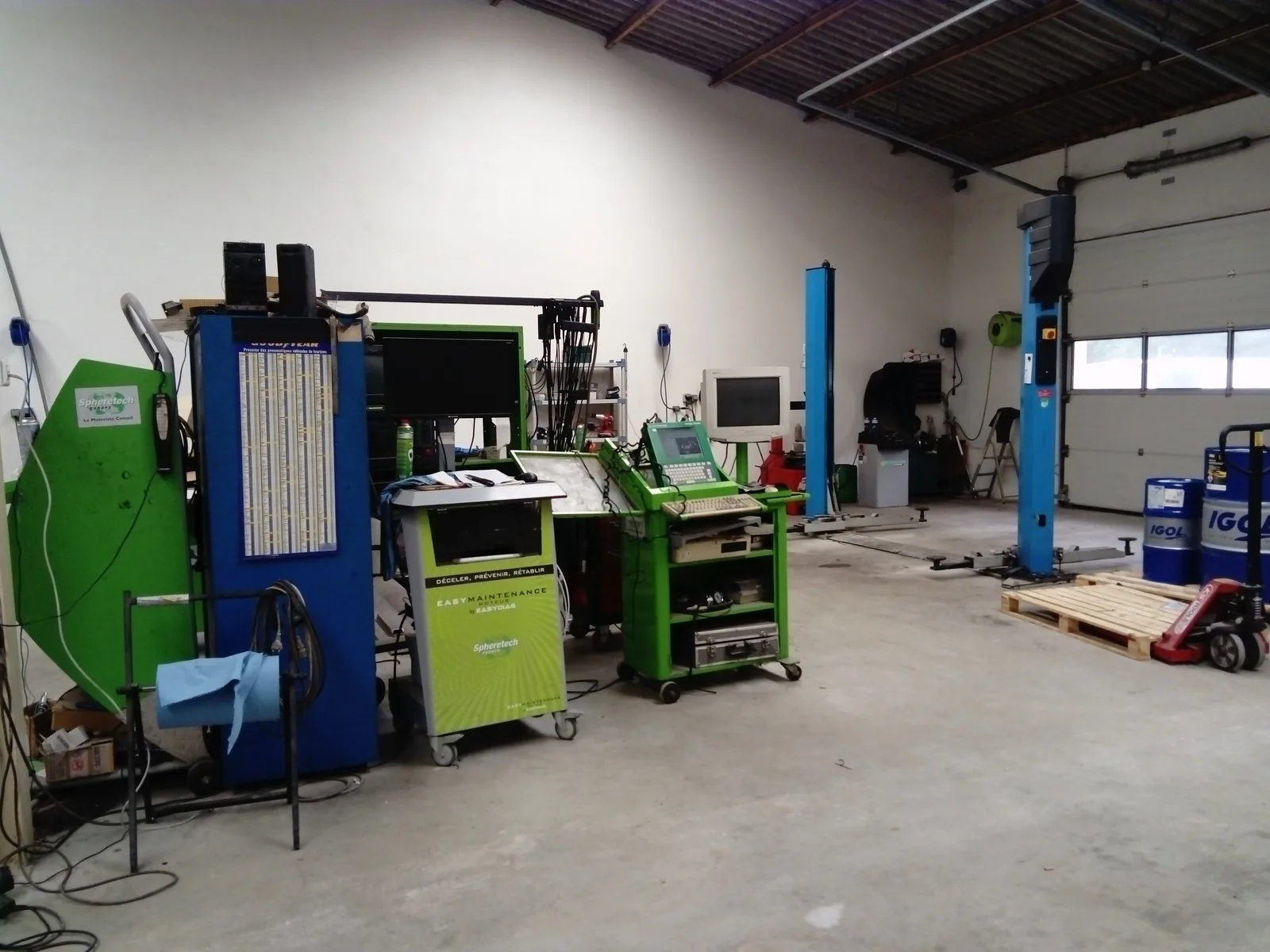 Atelier d'entretien du Garage Lapeyrie